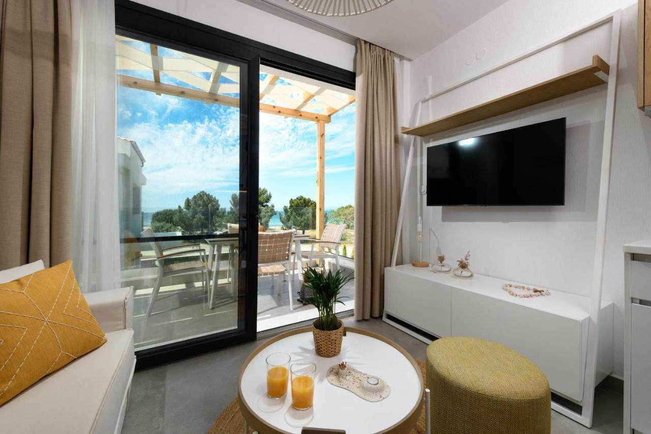 Prínos Nisea Beach Apartments מראה חיצוני תמונה